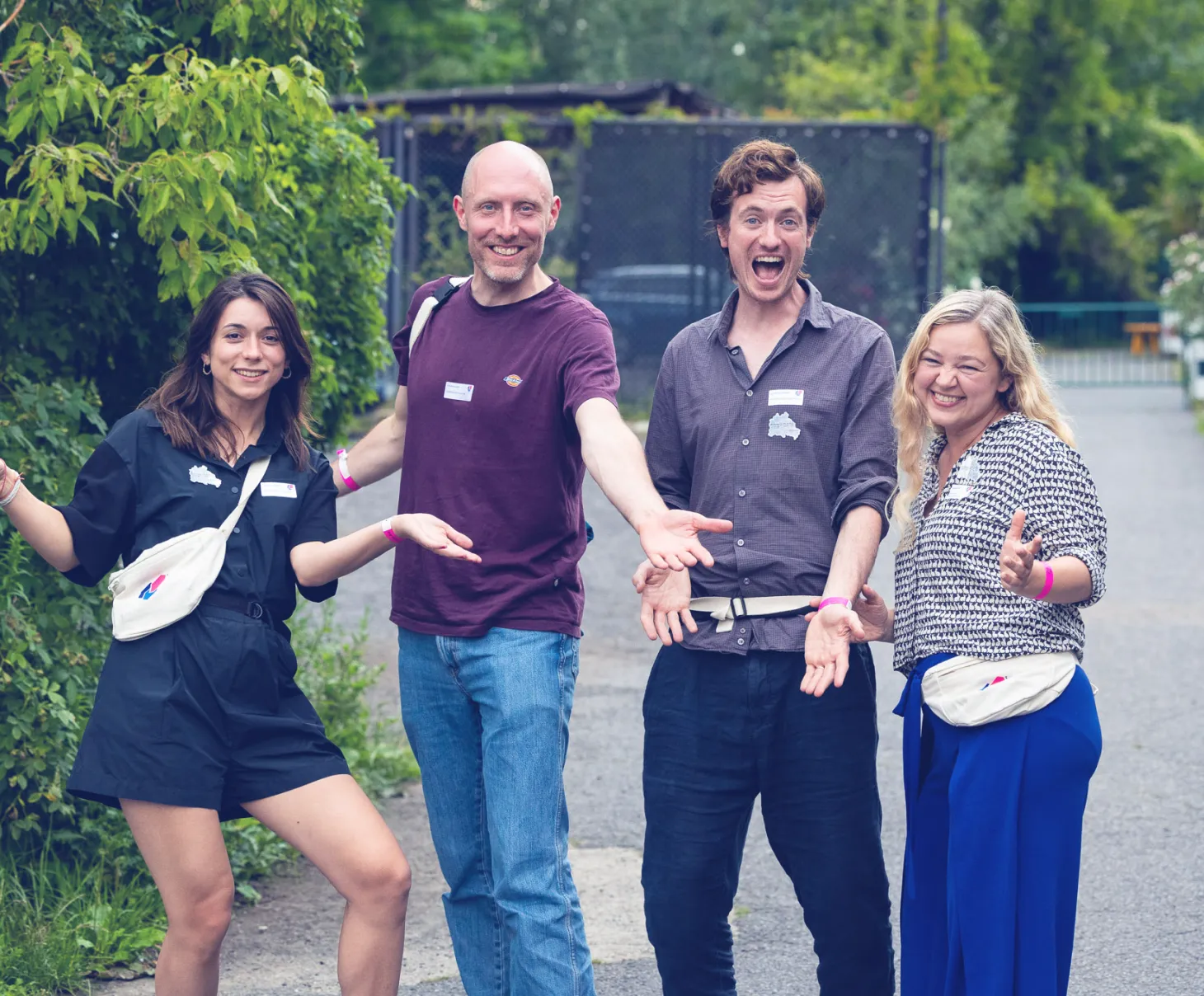 Foto mit 4 Mitglieder des ODIS Teams. Von Links nach Rechts: Lisa Stubert, Hans Hack, Klemens Maget und Anna Meide